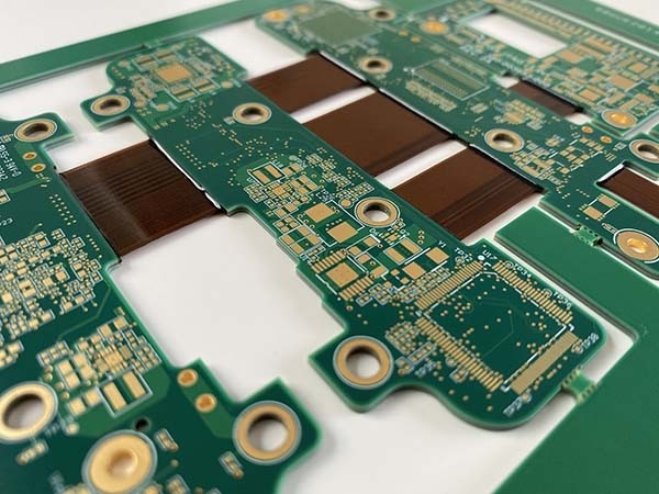 加速创新步伐，PCB快板在现代电子工程中的应用第1张